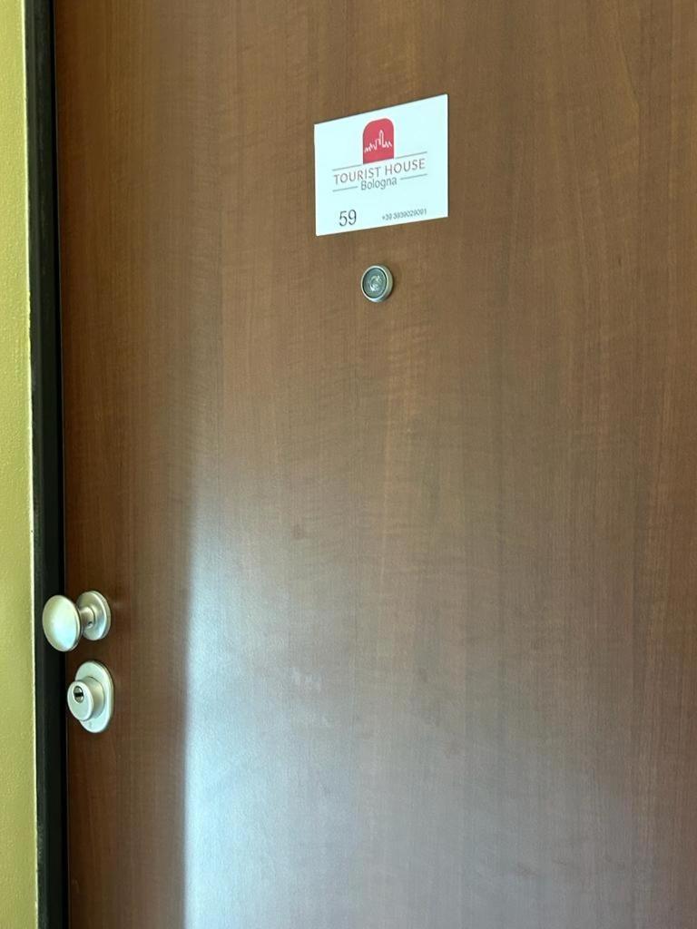 59 Tourist House Bologna Lame - Self Check-In Lejlighed Eksteriør billede