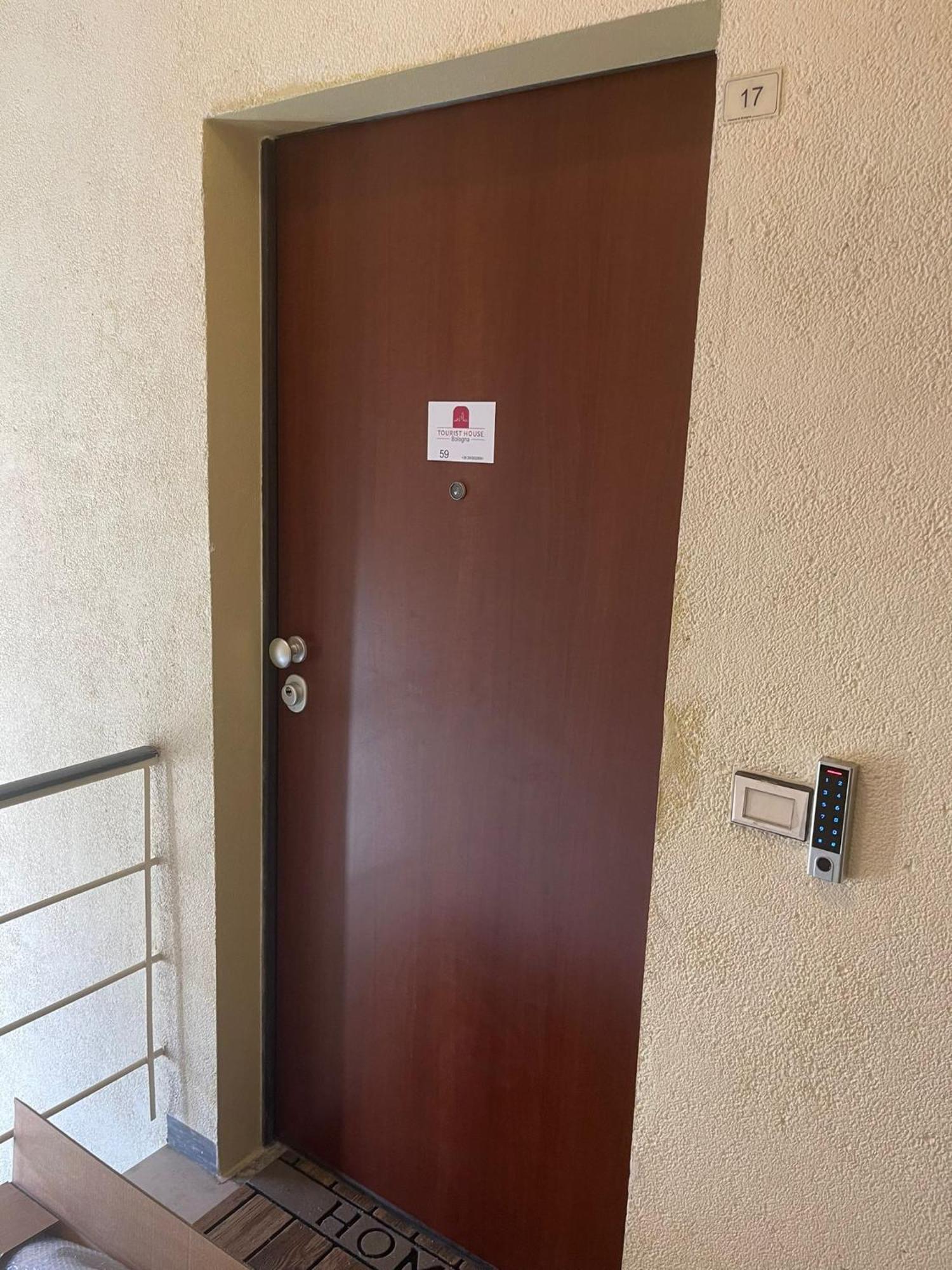 59 Tourist House Bologna Lame - Self Check-In Lejlighed Eksteriør billede